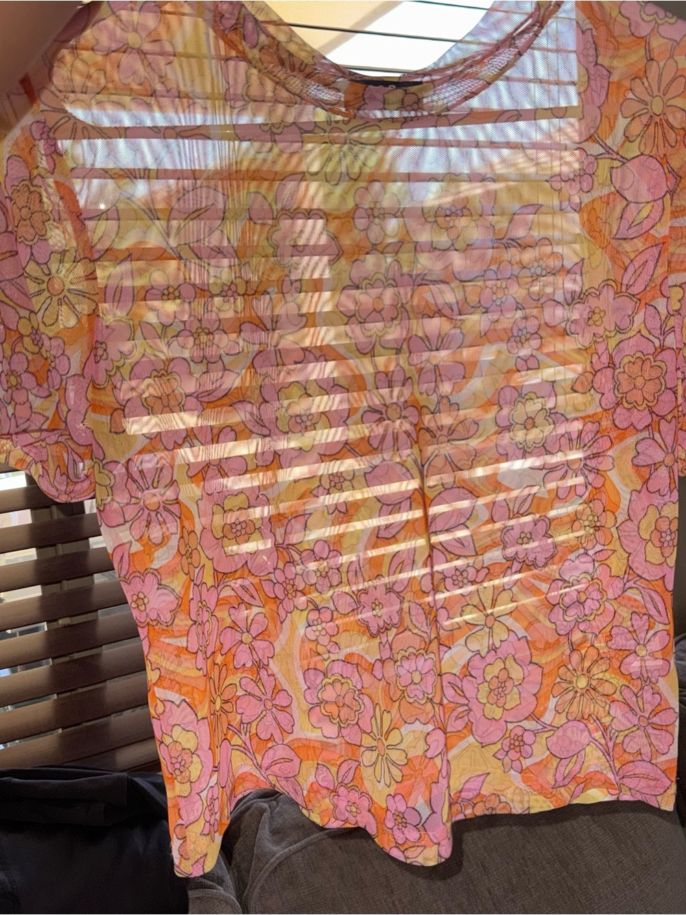 Junior’s Floral Pink & Orange Short Sleeve Top